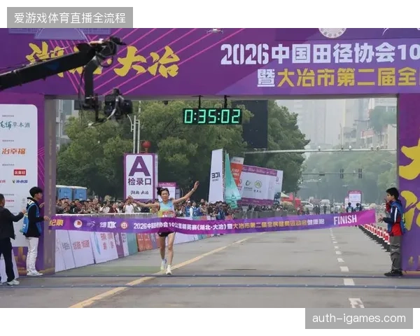 全国群众性路跑赛事中有近六成项目通过标准化直播分发介入降低了内容冗余