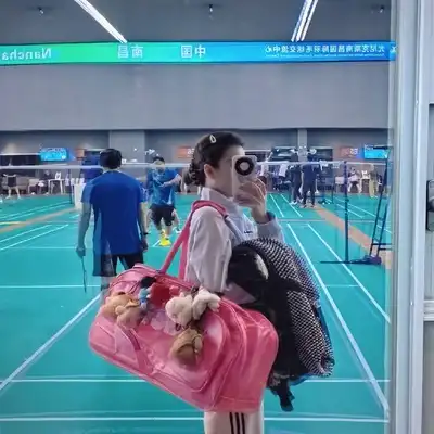 彭怡